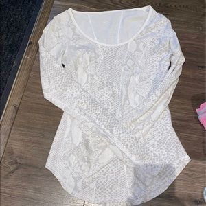 Lululemon shirt